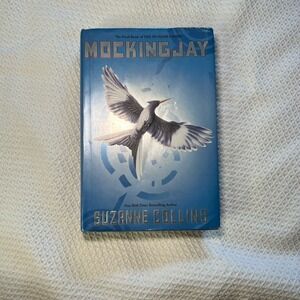 1st Edition Mockingjay (Hunger Games, Book 3) Collins 2010, Hardcover 1st Print‎